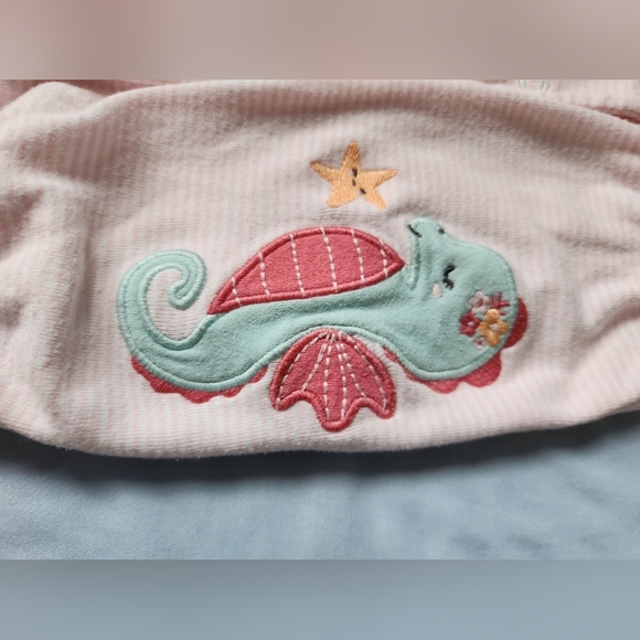 Carter's Seahorse bubble with bows and ruffles - Picture 2 of 6